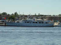 big boat.jpg (46673 bytes)